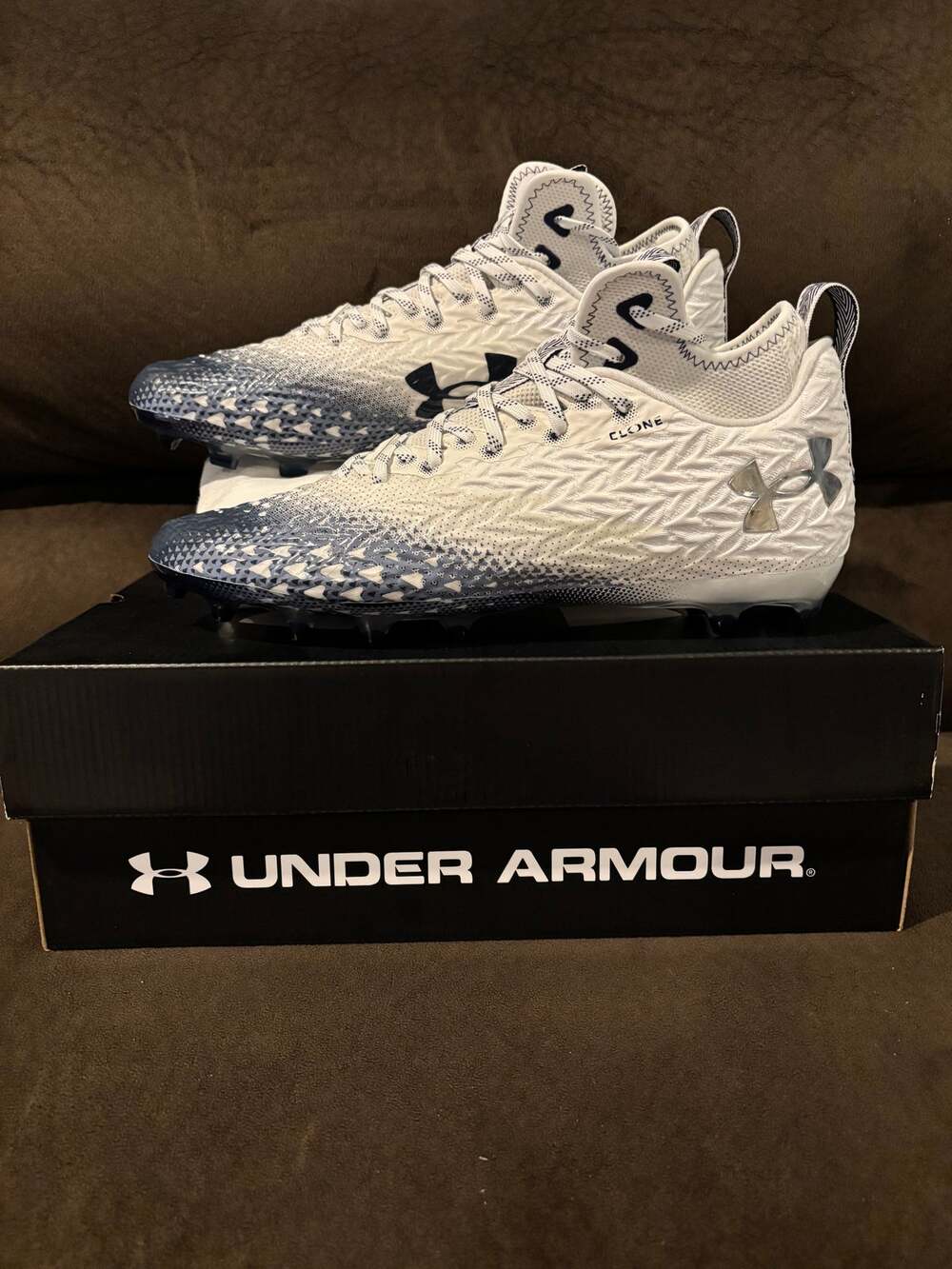 Under Armour UA Spotlight Clone 3.0 MC cleats - Mens size 13 Navy/White